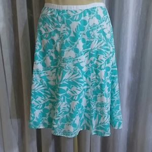 Gap size 4 A-line mini skirt